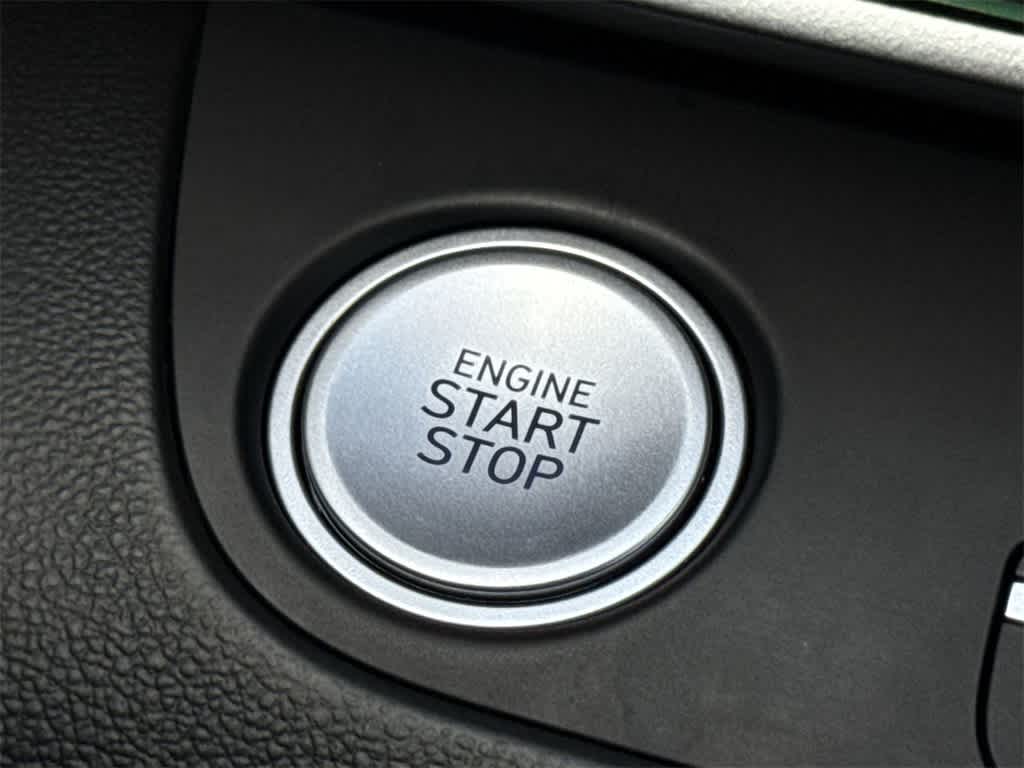 Thumbnail: 2024 Hyundai Elantra - 17