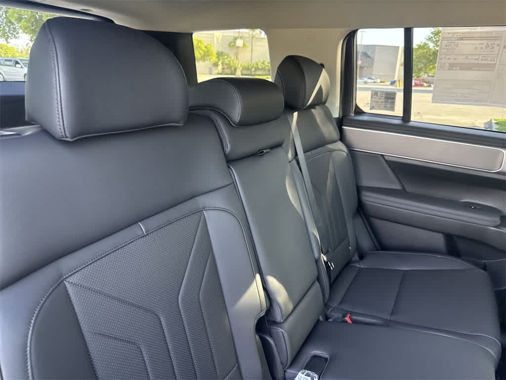 Thumbnail: 2026 Hyundai Santa Fe - 26