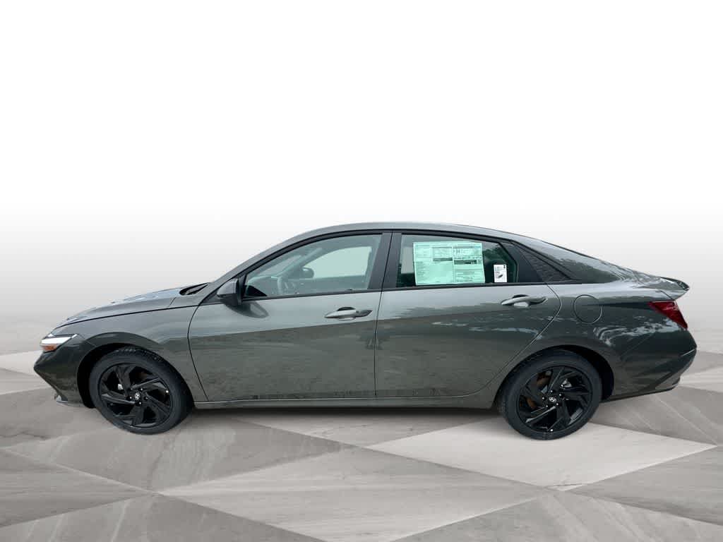 Thumbnail: 2026 Hyundai Elantra - 5