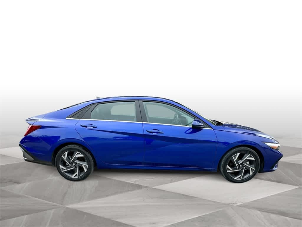 Thumbnail: 2025 Hyundai Elantra - 9
