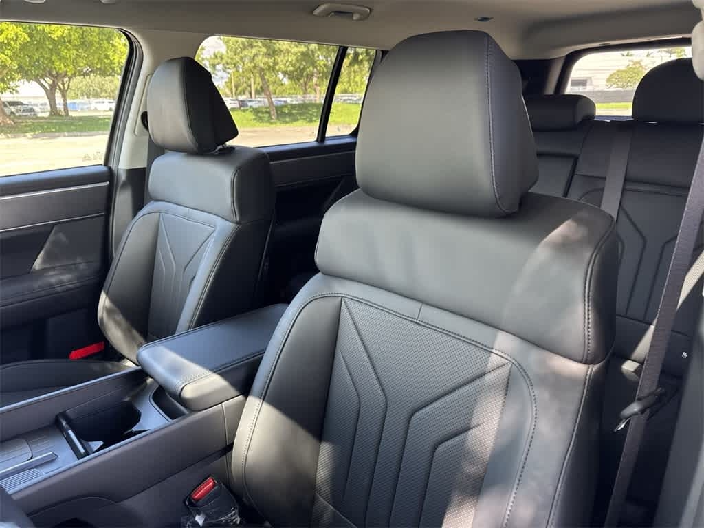 Thumbnail: 2026 Hyundai Santa Fe - 14