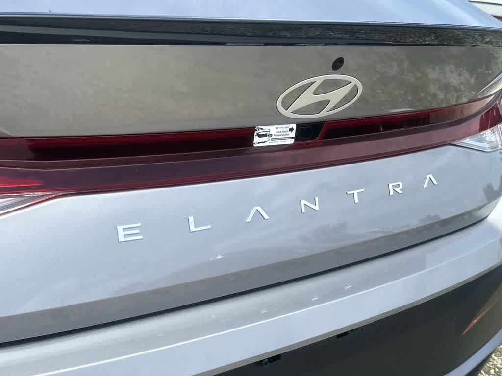 Thumbnail: 2026 Hyundai Elantra - 10