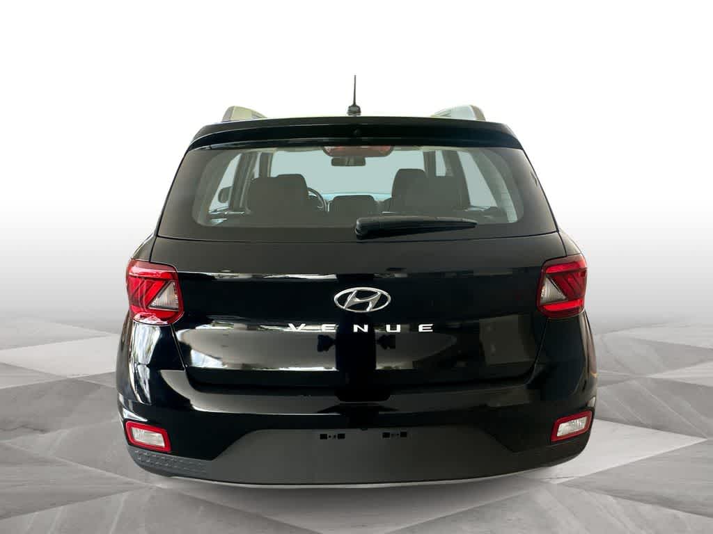 Thumbnail: 2023 Hyundai Venue - 7