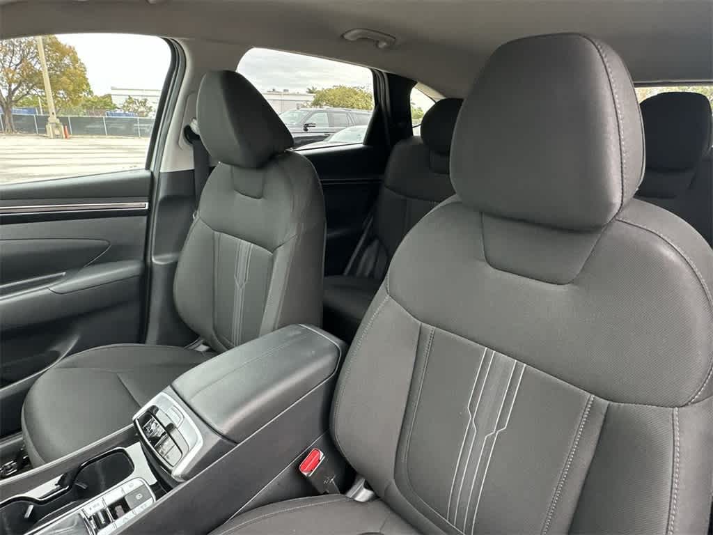 Thumbnail: 2023 Hyundai Tucson - 14