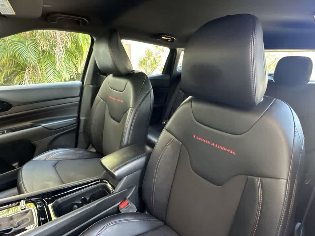 Thumbnail: 2024 Jeep Compass - 14