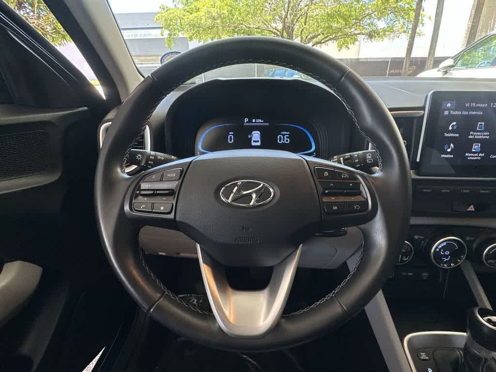 Thumbnail: 2023 Hyundai Venue - 16