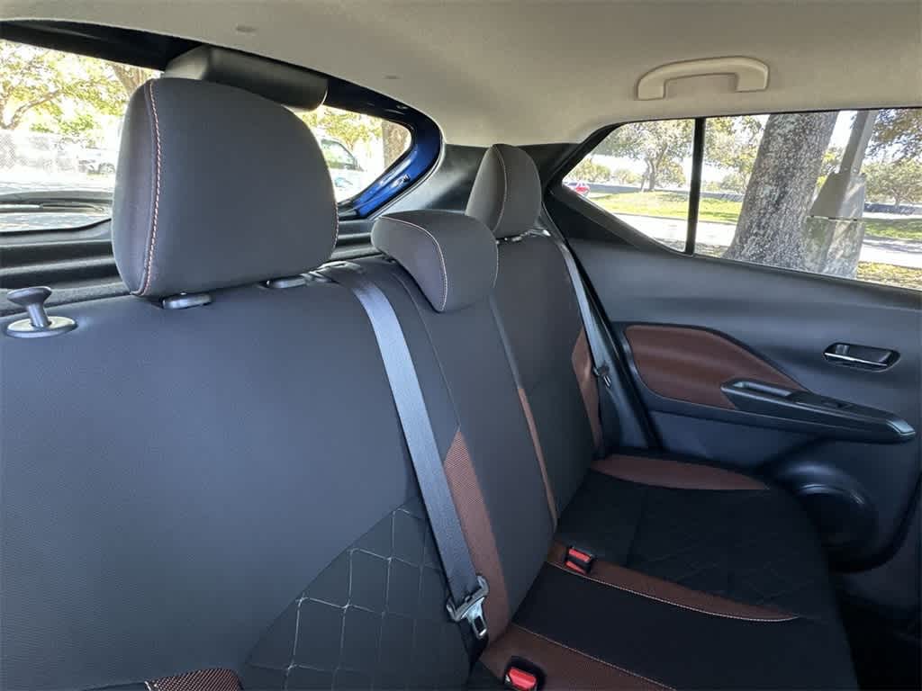 Thumbnail: 2018 Nissan Kicks - 26