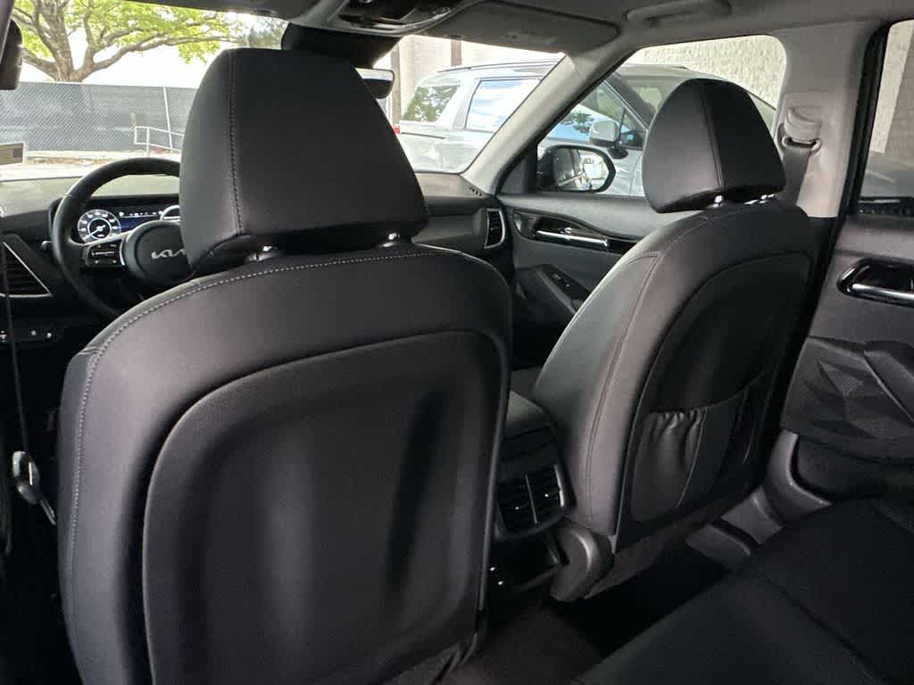 Thumbnail: 2025 Kia Seltos - 23