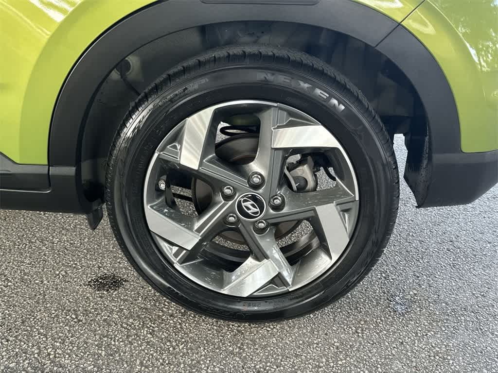 Thumbnail: 2023 Hyundai Venue - 11