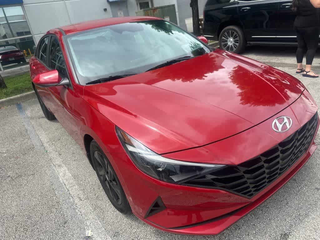 Thumbnail: 2023 Hyundai Elantra - 4