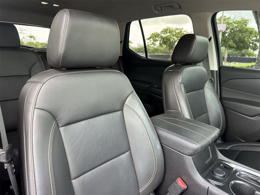 Thumbnail: 2021 Chevrolet Traverse - 27