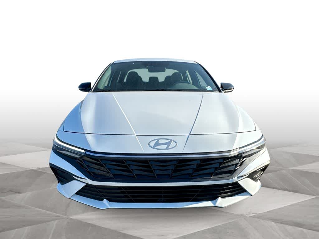 Thumbnail: 2026 Hyundai Elantra - 3