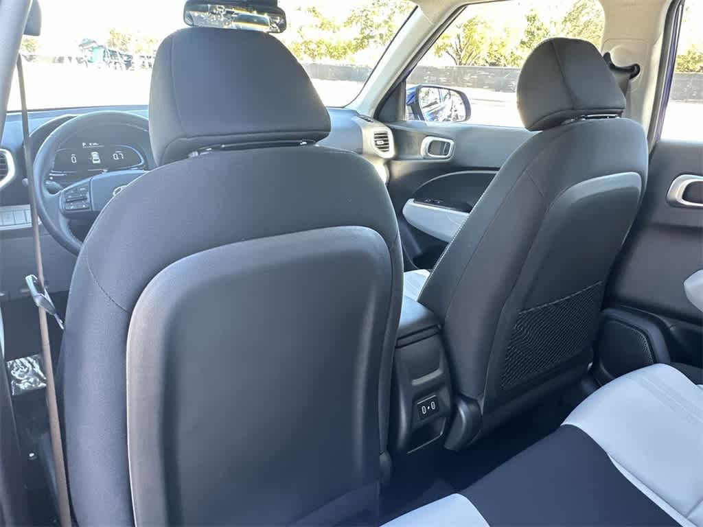 Thumbnail: 2025 Hyundai Venue - 23