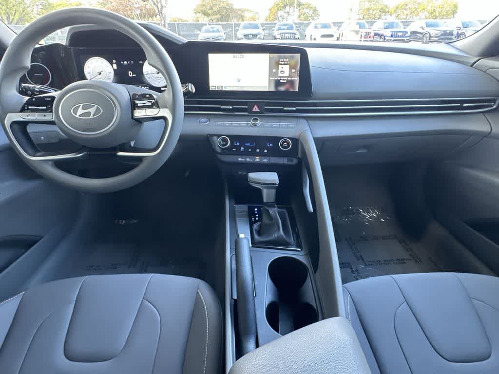 Thumbnail: 2024 Hyundai Elantra - 24