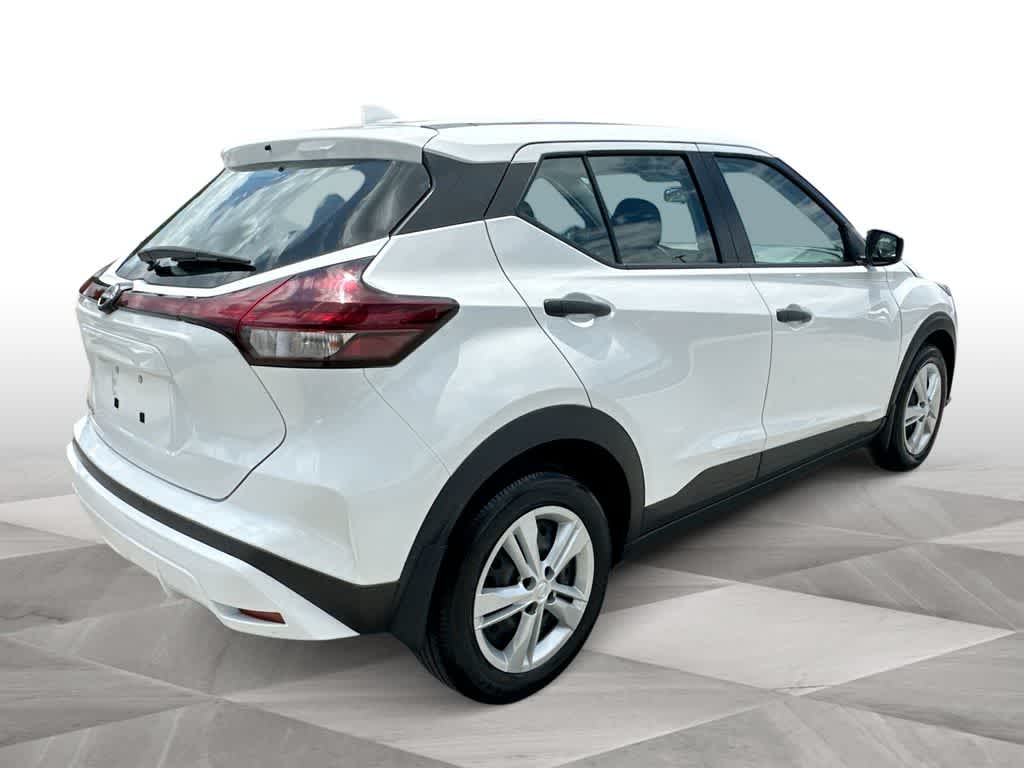 Thumbnail: 2024 Nissan Kicks - 8