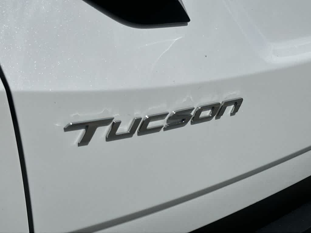 Thumbnail: 2023 Hyundai Tucson - 10
