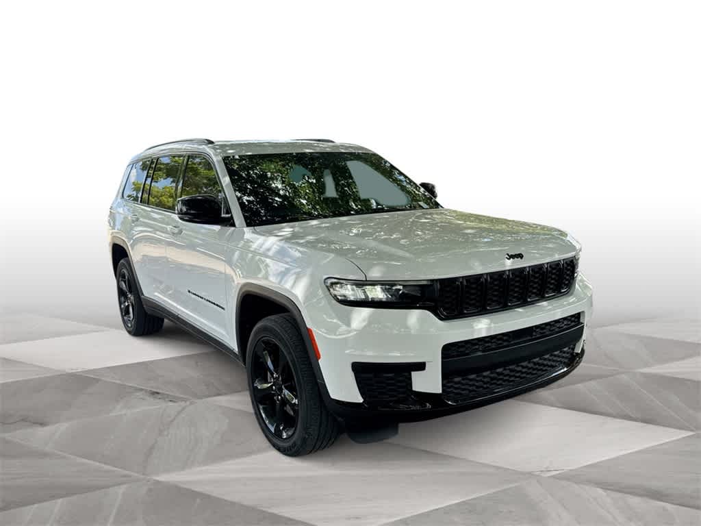 Thumbnail: 2023 Jeep Grand Cherokee L - 2
