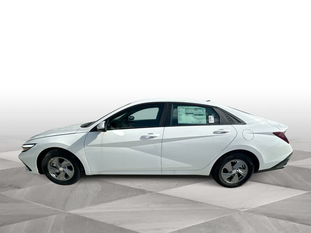 Thumbnail: 2026 Hyundai Elantra - 5
