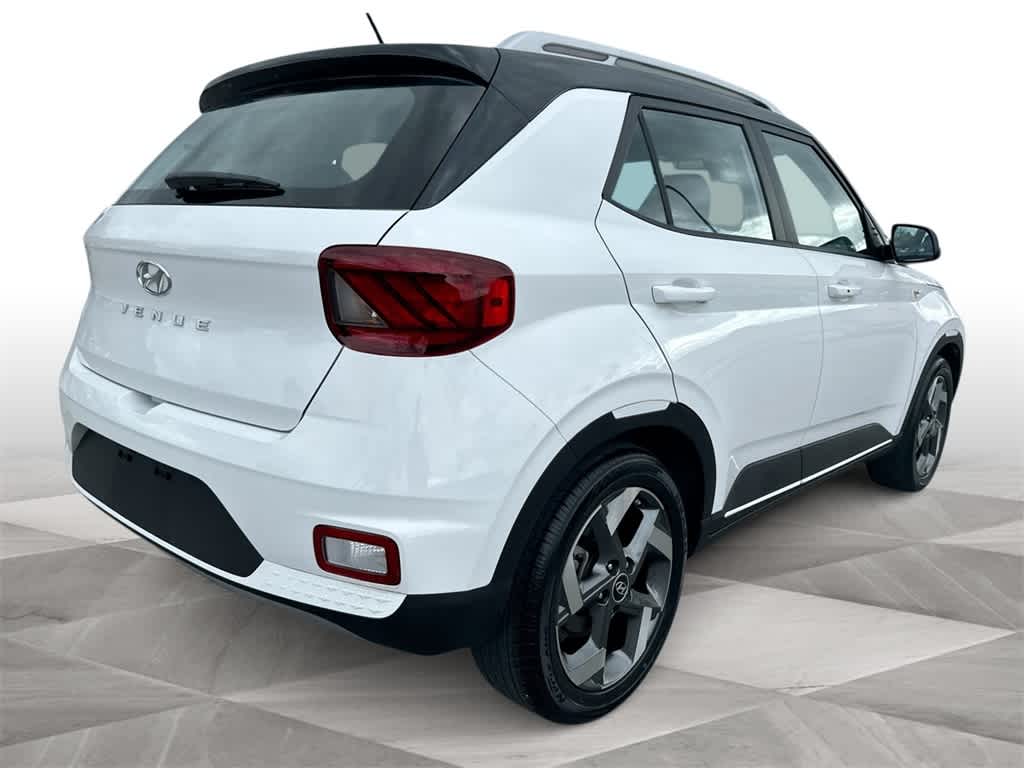 Thumbnail: 2023 Hyundai Venue - 8