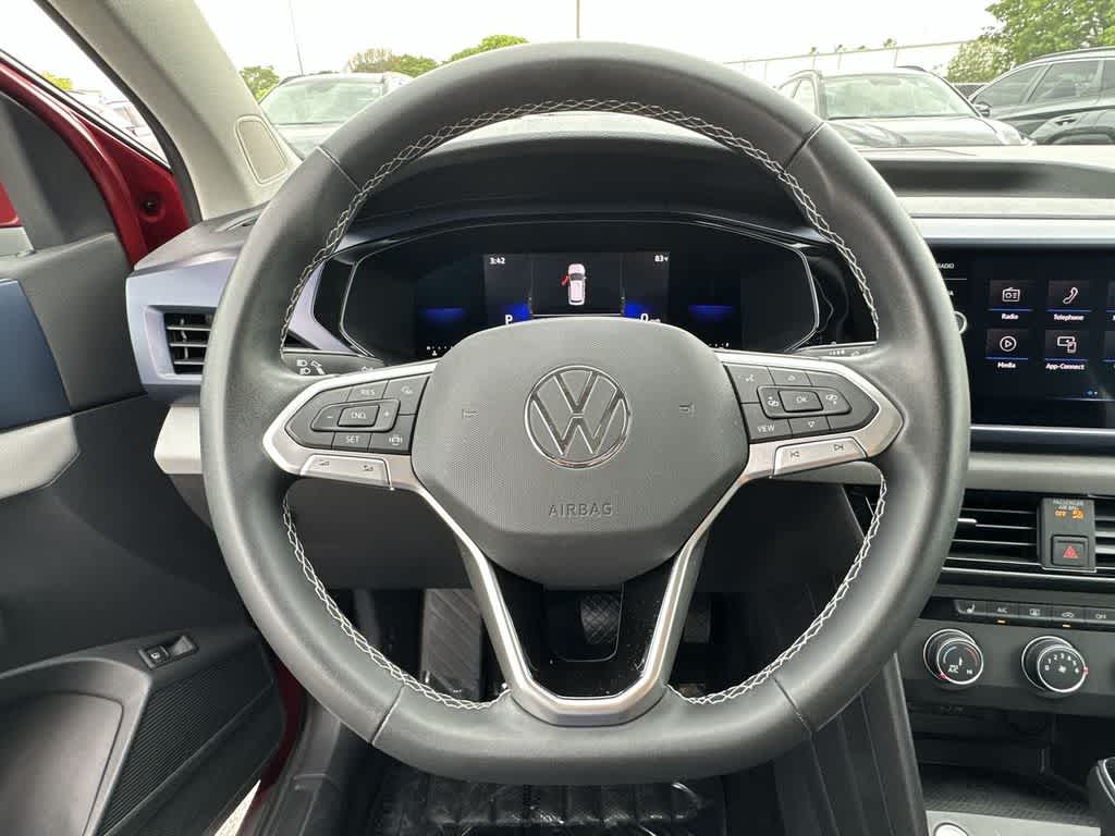 Thumbnail: 2022 Volkswagen Taos - 15