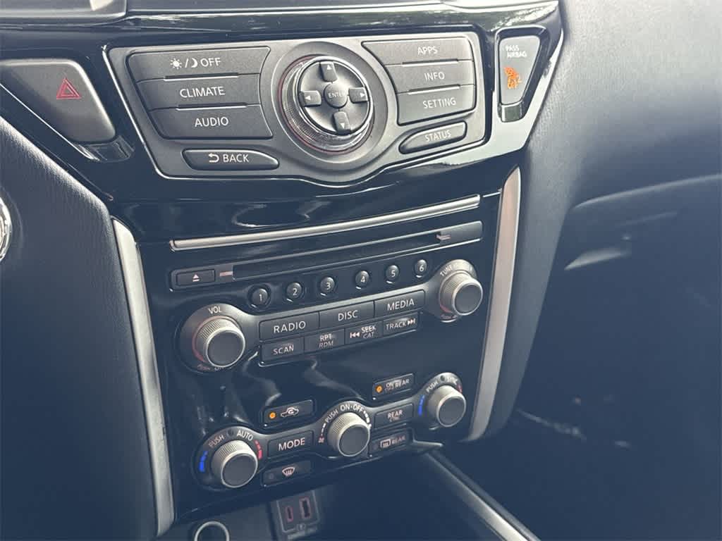 Thumbnail: 2020 Nissan Pathfinder - 20