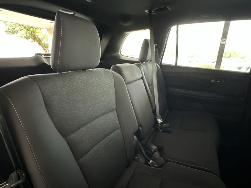 Thumbnail: 2019 Honda Passport - 26