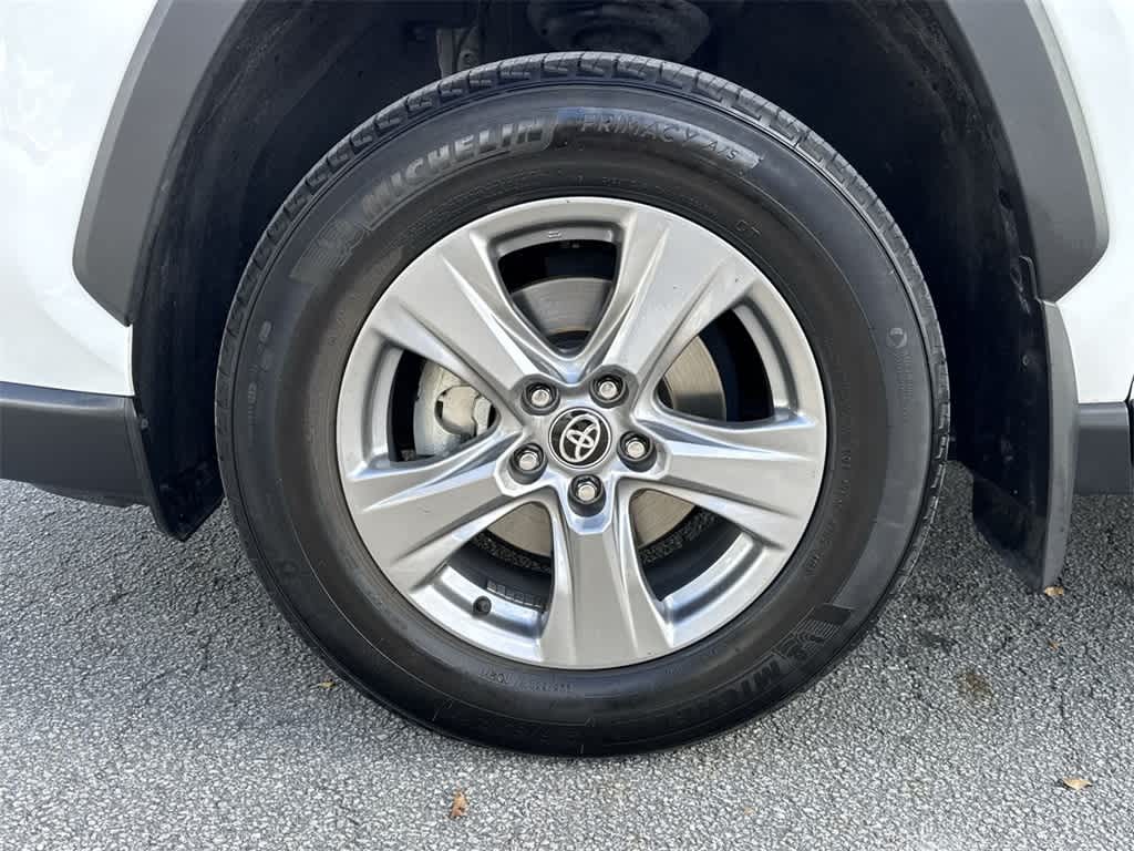 Thumbnail: 2024 Toyota RAV4 - 10