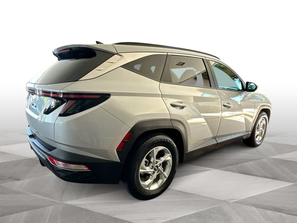 Thumbnail: 2023 Hyundai Tucson - 8