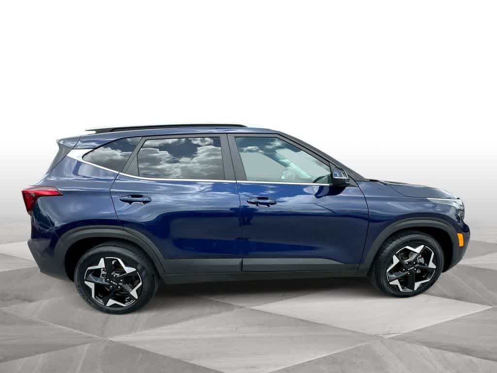 Thumbnail: 2024 Kia Seltos - 9