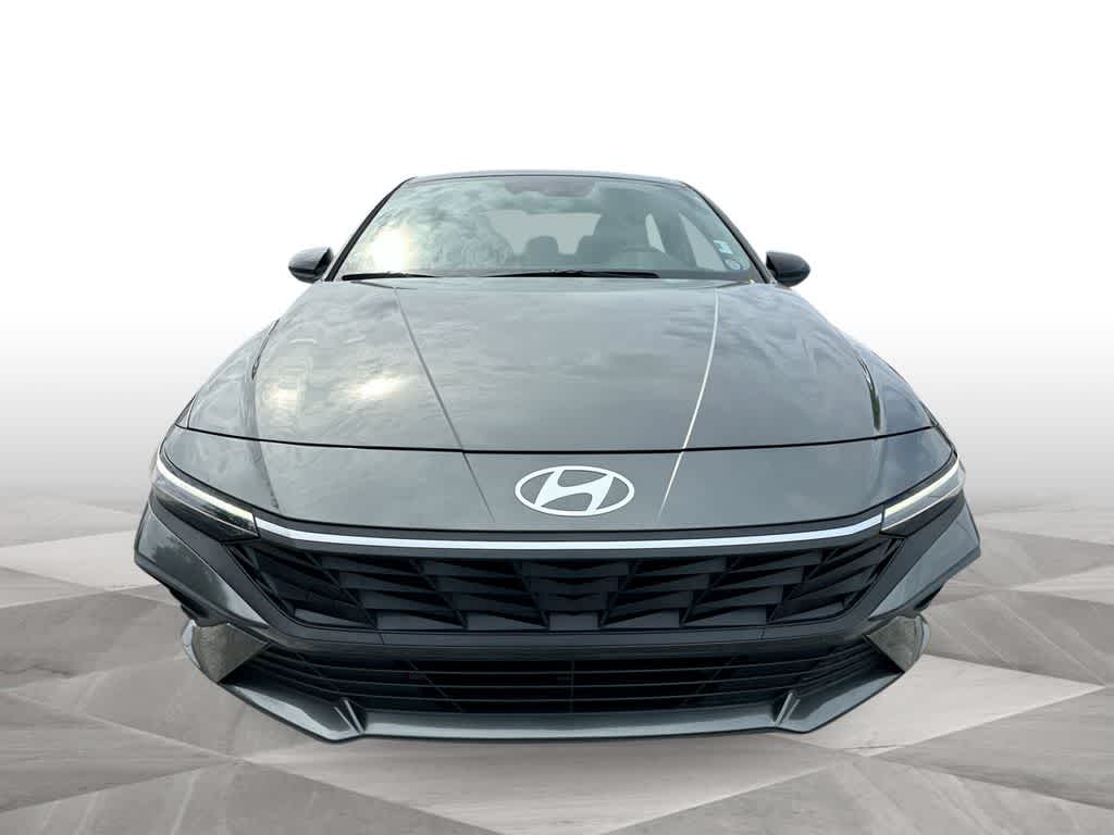 Thumbnail: 2025 Hyundai Elantra - 3