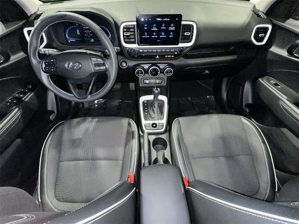 Thumbnail: 2023 Hyundai Venue - 24