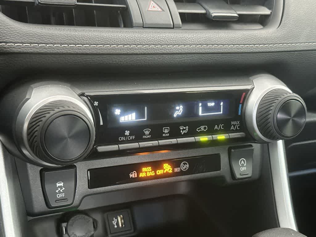 Thumbnail: 2024 Toyota RAV4 - 20