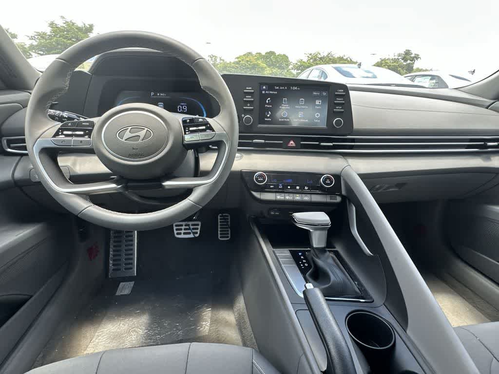 Thumbnail: 2026 Hyundai Elantra - 15
