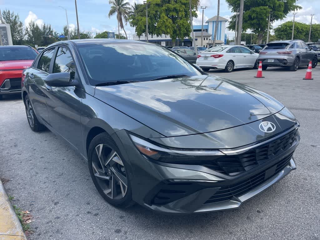 2024 Hyundai Elantra SEL Hero Image