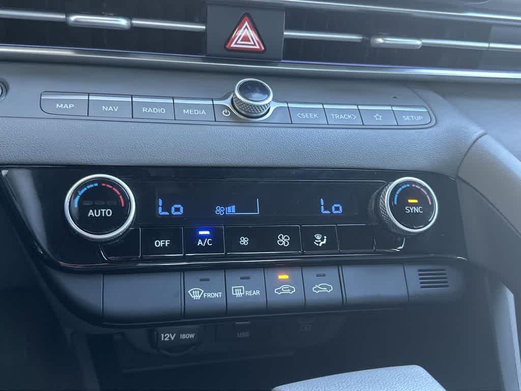 Thumbnail: 2024 Hyundai Elantra - 20