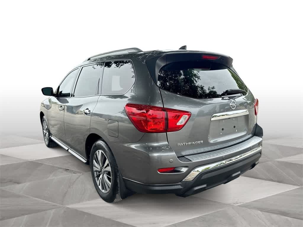Thumbnail: 2020 Nissan Pathfinder - 6