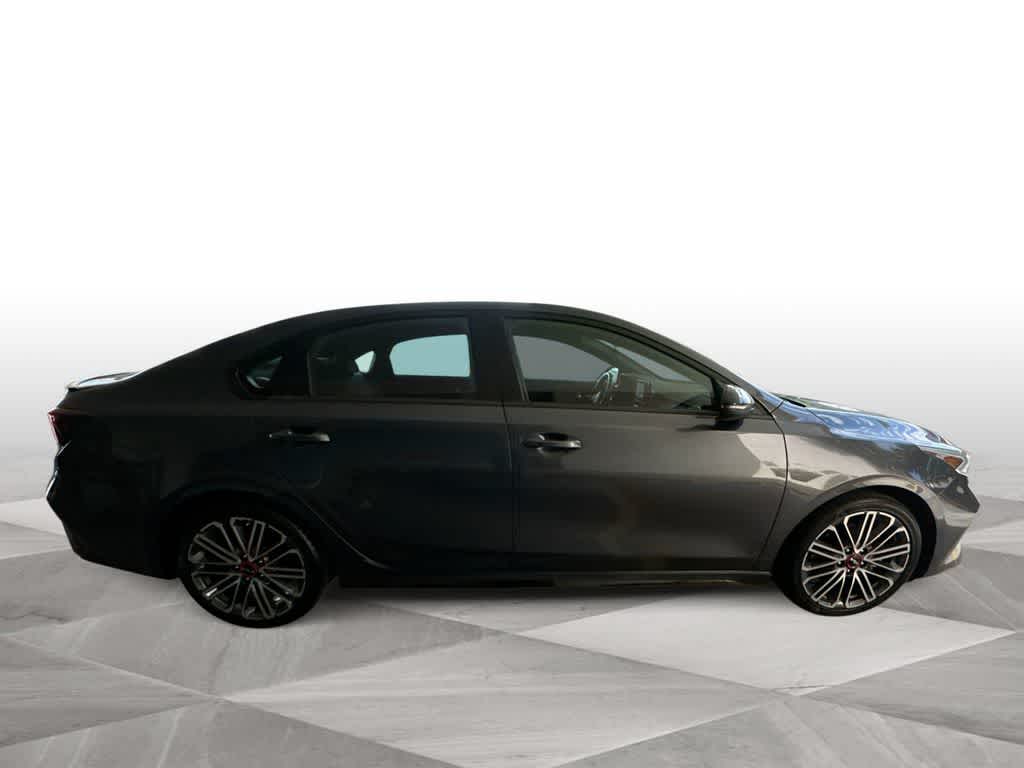 Thumbnail: 2023 Kia Forte - 9