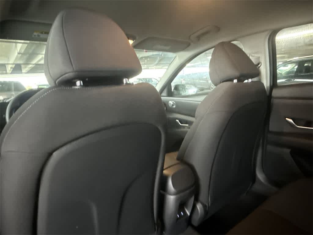 Thumbnail: 2026 Hyundai Elantra - 23