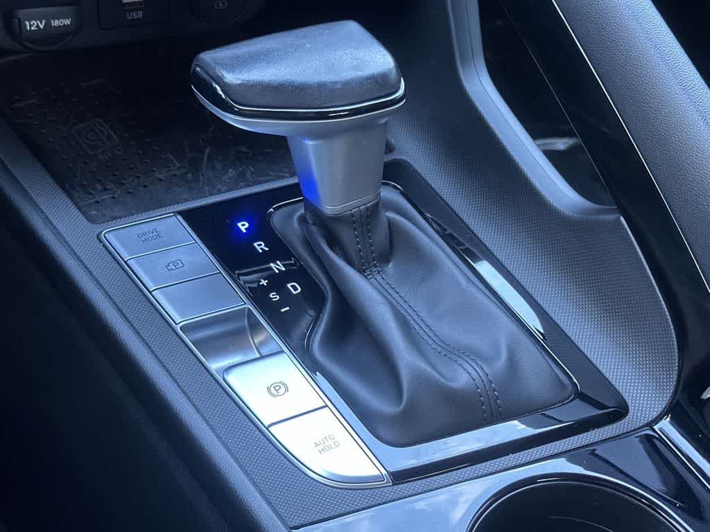 Thumbnail: 2022 Hyundai Elantra - 21