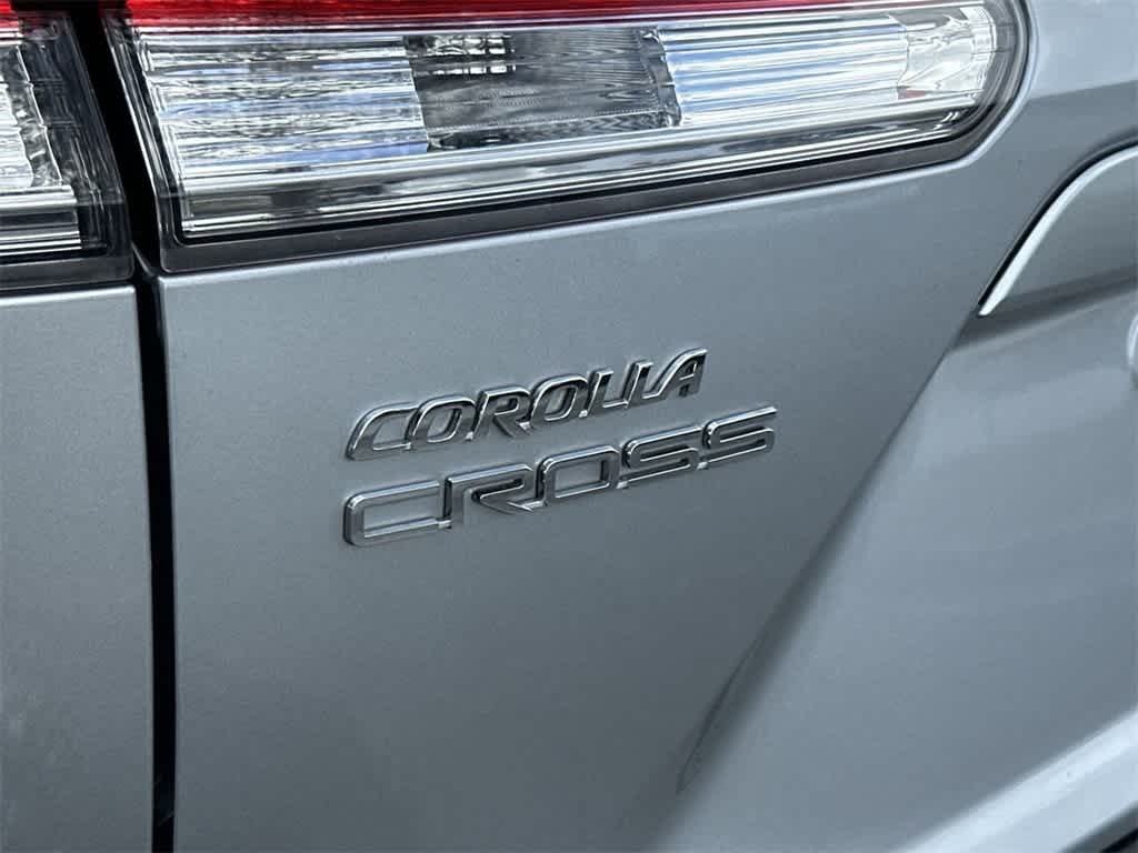 Thumbnail: 2022 Toyota Corolla Cross - 10