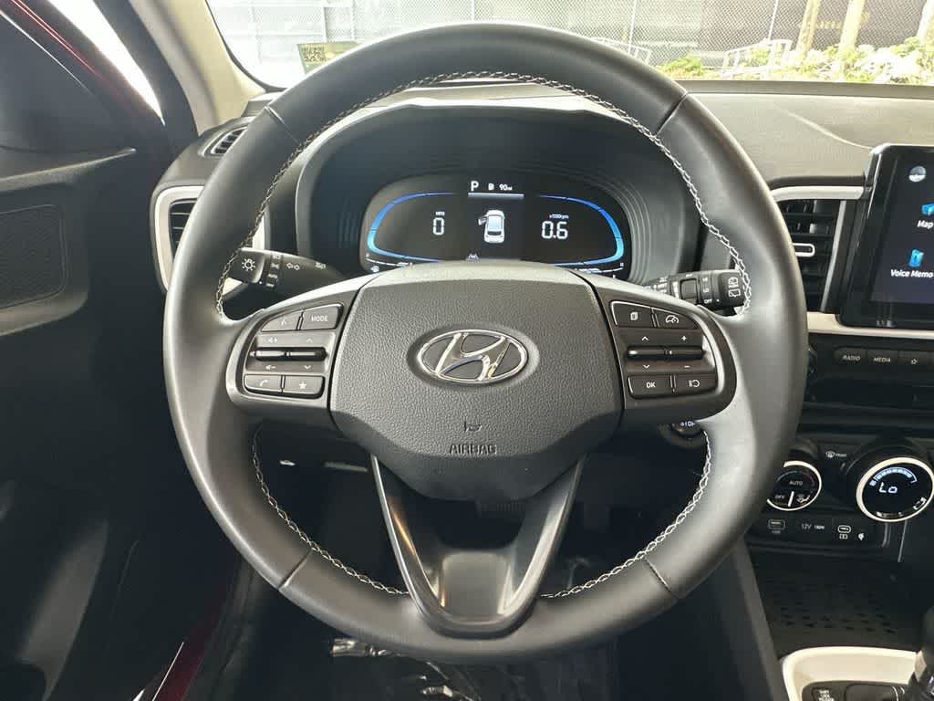 Thumbnail: 2023 Hyundai Venue - 15
