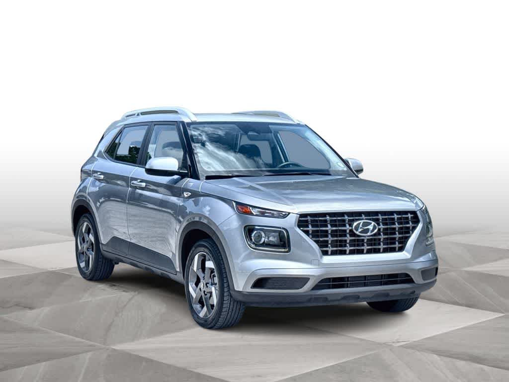Thumbnail: 2025 Hyundai Venue - 2