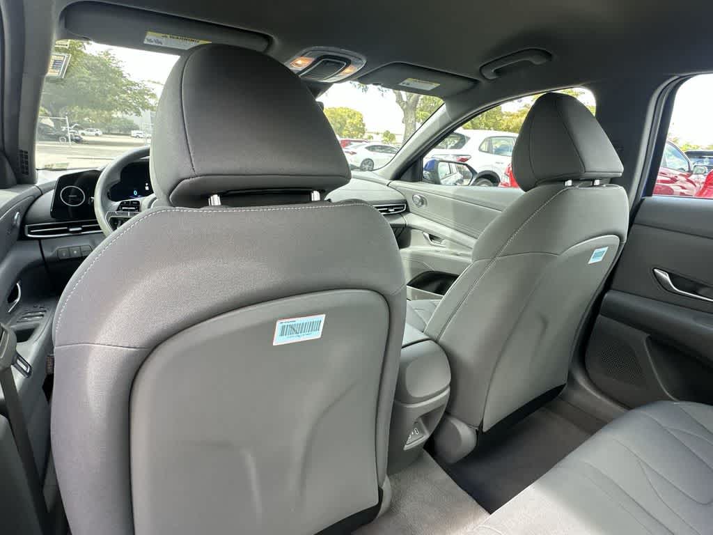 Thumbnail: 2024 Hyundai Elantra - 23