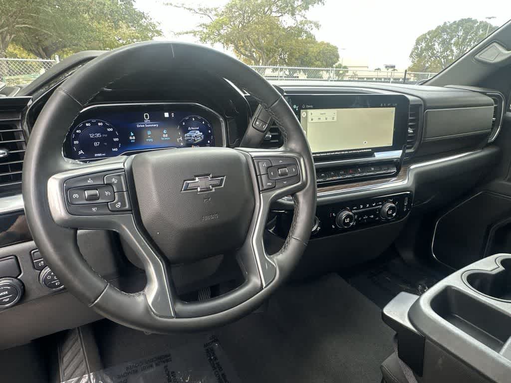Thumbnail: 2023 Chevrolet Silverado 1500 - 13