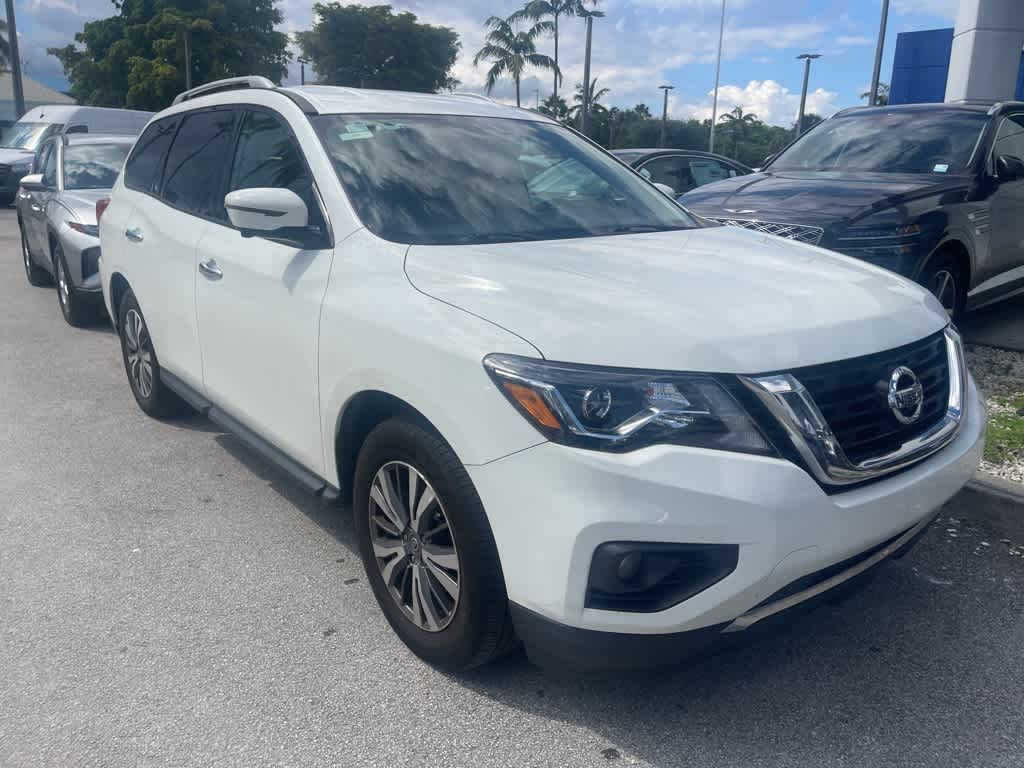 Thumbnail: 2019 Nissan Pathfinder - 3