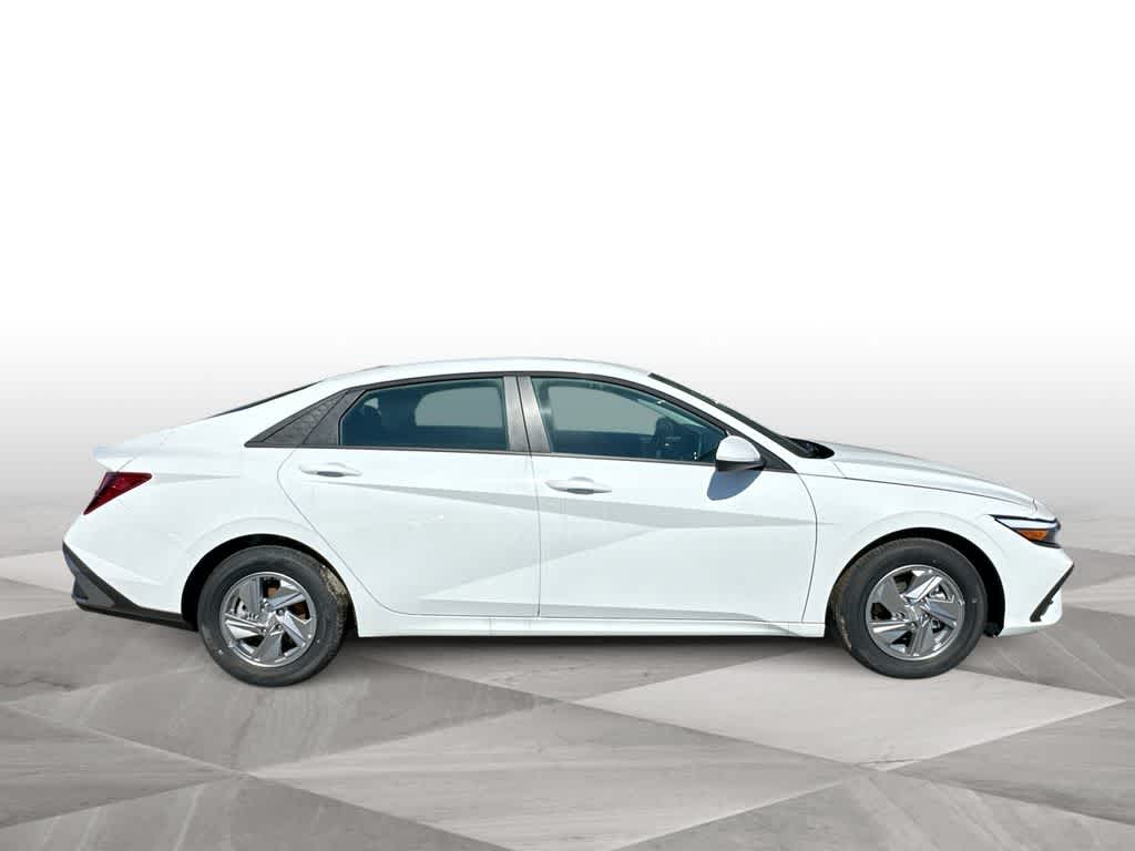 Thumbnail: 2026 Hyundai Elantra - 9