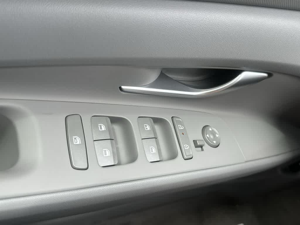 Thumbnail: 2026 Hyundai Elantra - 21