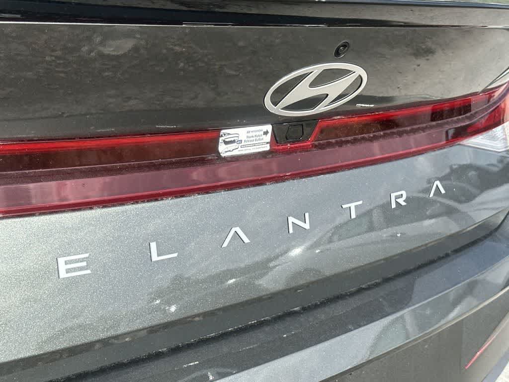 Thumbnail: 2026 Hyundai Elantra - 10