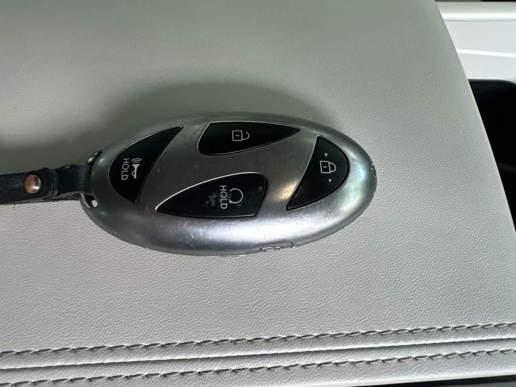 Thumbnail: 2025 Hyundai Santa Fe - 28