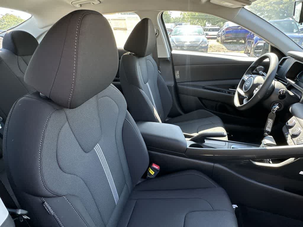 Thumbnail: 2026 Hyundai Elantra - 28